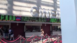 Captura de 'Las Fantasias de un Espanol en Los Angeles' nº 99