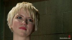 Captura de 'Porcelain Doll Feels An Electro-DP' nº 11