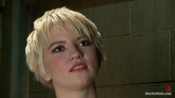 Captura de 'Porcelain Doll Feels An Electro-DP' nº 16