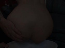Captura de 'Sassy Latinas Who Cum From Their Ass' nº 7