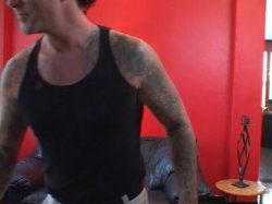Captura de 'Sassy Latinas Who Cum From Their Ass' nº 107