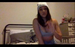 Captura de 'Sara Luvv Live: March 18, 2016' nº 9