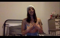 Captura de 'Sara Luvv Live: March 18, 2016' nº 29