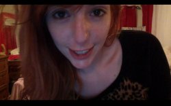Captura de 'Lauren Phillips Live: April 2, 2016' nº 44