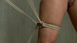 Captura de 'Hot MILF, Tight Bondage, Mind Blowing Orgasms!!' nº 32