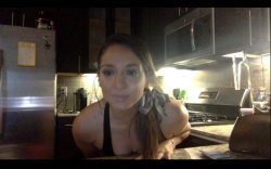Captura de 'Sara Luvv Live: May 7, 2016' nº 7