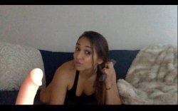 Captura de 'Sara Luvv Live: May 7, 2016' nº 79