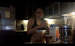 Captura de 'Sara Luvv Live: May 7, 2016' nº 15