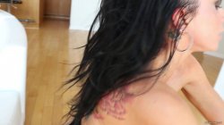 Captura de 'Busty Housewives 5' nº 26