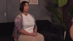 Captura de 'A Heavyset Tanned Woman With Impressive Breasts And Lower Body' nº 83