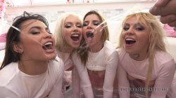 'Hardcore Interracial Orgy 8on4' screenshot nº 30