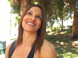 Captura de 'Adventures Of Milf Man 4' nº 5