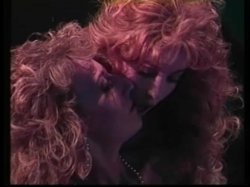 'Naughty in Nylons' screenshot nº 39