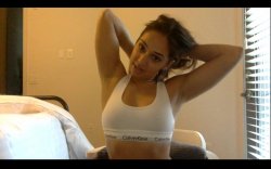 Captura de 'Sara Luvv Live: June 3, 2016' nº 5