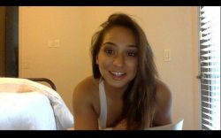 Captura de 'Sara Luvv Live: June 3, 2016' nº 11