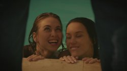 Captura de 'Young & Beautiful Vol. 1' nº 12