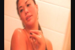 Captura de '40 MILFs Masturbating' nº 129