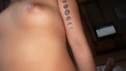 Captura de 'Taeko - A Young Wife With Strong Sexual Desire. Dmd Sex In Her Inbox' nº 93