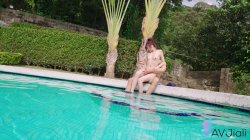 Captura de 'Rich Bratty Girl Ranako Fucks Her Swim Teacher' nº 117