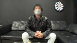 Captura de 'Busty Wife's Affair Exposed! In A Shameful Public Cuckold' nº 3
