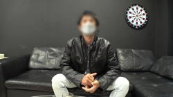 Captura de 'Busty Wife's Affair Exposed! In A Shameful Public Cuckold' nº 4