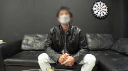 Captura de 'Busty Wife's Affair Exposed! In A Shameful Public Cuckold' nº 7