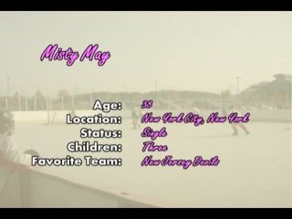 100% Pure Amateur Hockey Moms #11 - Szene9 - 1