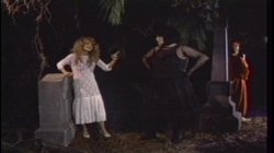 Captura de 'Night Of The Living Bi-Dolls' nº 45