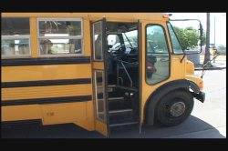 Captura de 'School Bus Girls' nº 128
