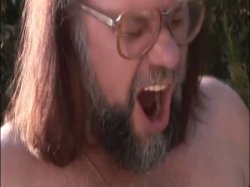 Captura de 'Young Pussies & Mature Cocks 2' nº 139