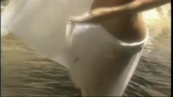 Captura de 'Island Girls' nº 109