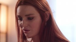 Captura de 'Lesbian Kissing 3' nº 2
