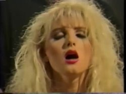 'Return Of The Bimbo' screenshot nº 25