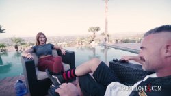 Captura de 'Behind The Scenes with Karl Toughlove' nº 2
