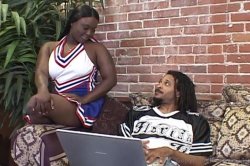 Captura de 'Black Cheerleader Cream Pie 2' nº 41