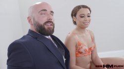 'Bearded Stud Danny Steele Gets A Messy Rimjob From Cutie Willow Ryder!' screenshot nº 10