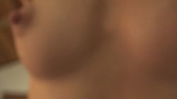 Captura de 'Horny In Hawaii' nº 73