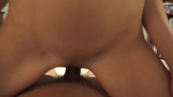 Captura de 'Horny In Hawaii' nº 74