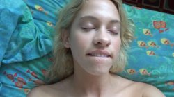 Captura de 'Horny In Hawaii' nº 10