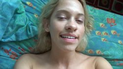 Captura de 'Horny In Hawaii' nº 16
