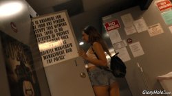 'Interracial Gloryhole Teens Vol. 2' screenshot nº 114