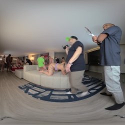 Captura de 'Cumshots Competition Gangbangs' nº 35