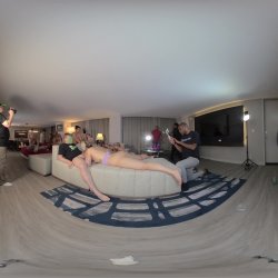 Captura de 'Cumshots Competition Gangbangs' nº 97