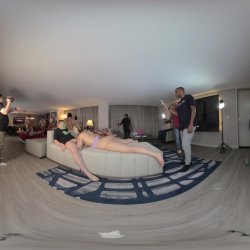 Captura de 'Cumshots Competition Gangbangs' nº 98