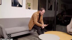 Captura de 'Husband Walks In On His Sexy Wife Masturbating' nº 15