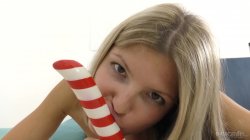 'Gina Gerson Fucks Her Hot Holes' screenshot nº 69