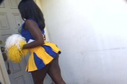 Captura de 'Black Cheerleader Gang Bang 17' nº 2
