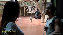 Captura de 'Annoying Step Sister Goes To The Zoo With Her Bro' nº 5