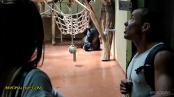 Captura de 'Annoying Step Sister Goes To The Zoo With Her Bro' nº 6