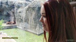 Captura de 'Annoying Step Sister Goes To The Zoo With Her Bro' nº 16